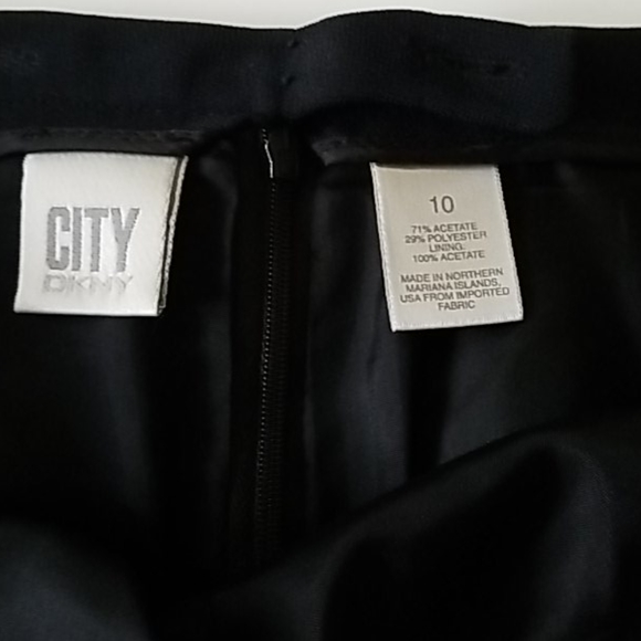 DKNY Skirt - Picture 2 of 3